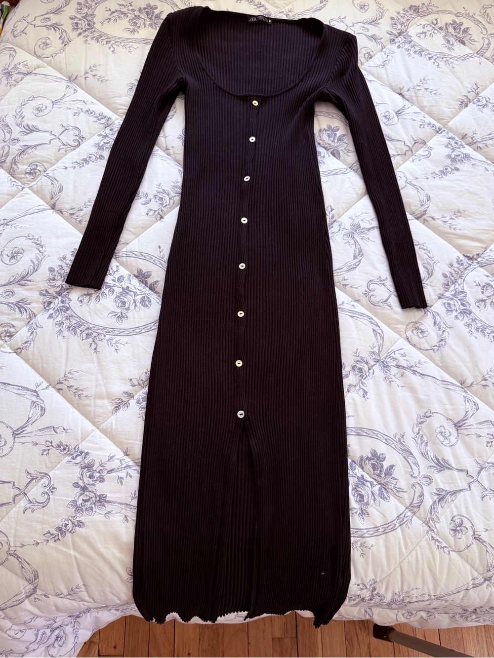 Black Ribbed Button-Front Maxi Dress(9)